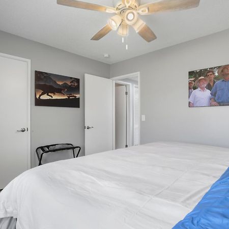 King Bed Well-Located Cozy Townhouse Retreat Appartement Gulfport Buitenkant foto