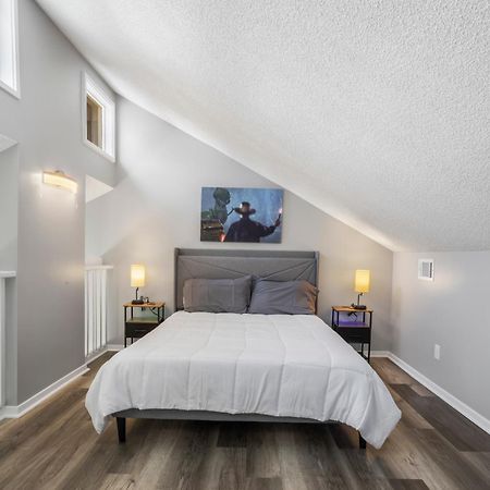 King Bed Well-Located Cozy Townhouse Retreat Appartement Gulfport Buitenkant foto