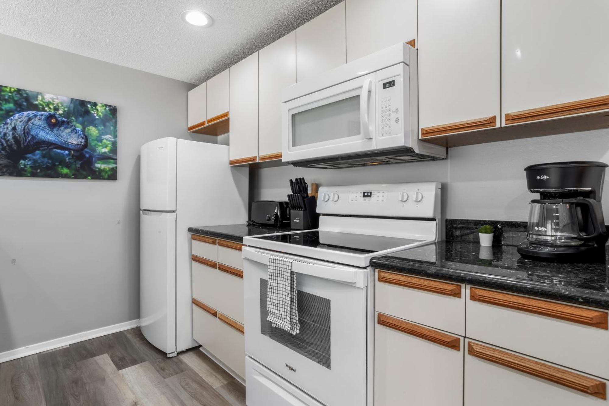 King Bed Well-Located Cozy Townhouse Retreat Appartement Gulfport Buitenkant foto